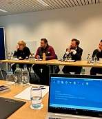 ff1ea459 539e 4e12 bea7 0715397092cd ff1ea459 539e 4e12 bea7 0715397092cd