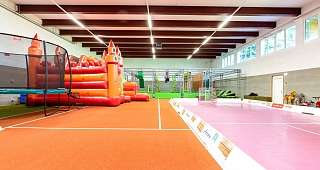 Funpark mit Ninja Parcours 